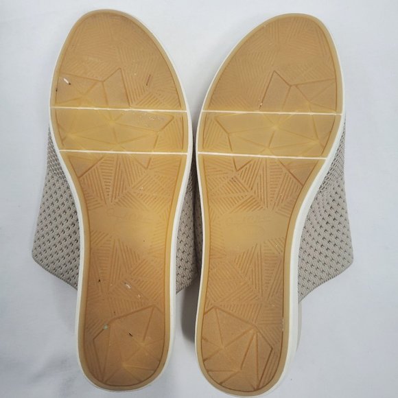 D'Scholls Women's Oyster Mesh Knit Sonia Open Toe Platform Slide Sandals Sz 7.5M - Picture 15 of 16